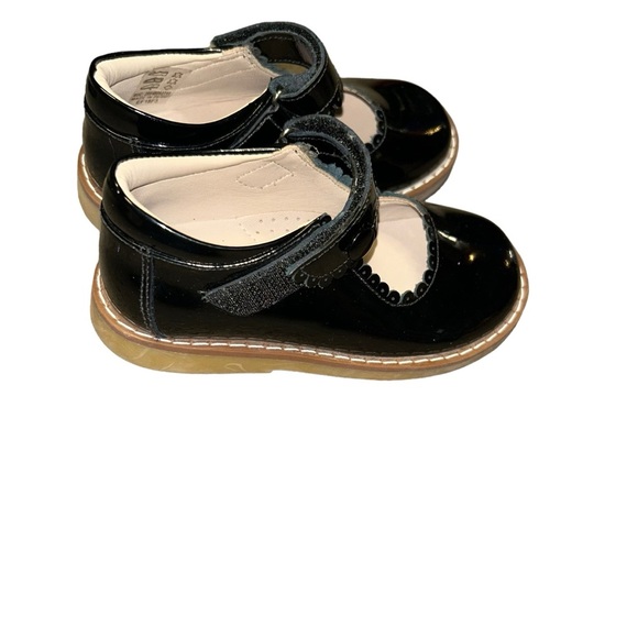 ELEPHANTITO Mary Jane Toddler girls Patent leather black shoes size 8 - Picture 1 of 5
